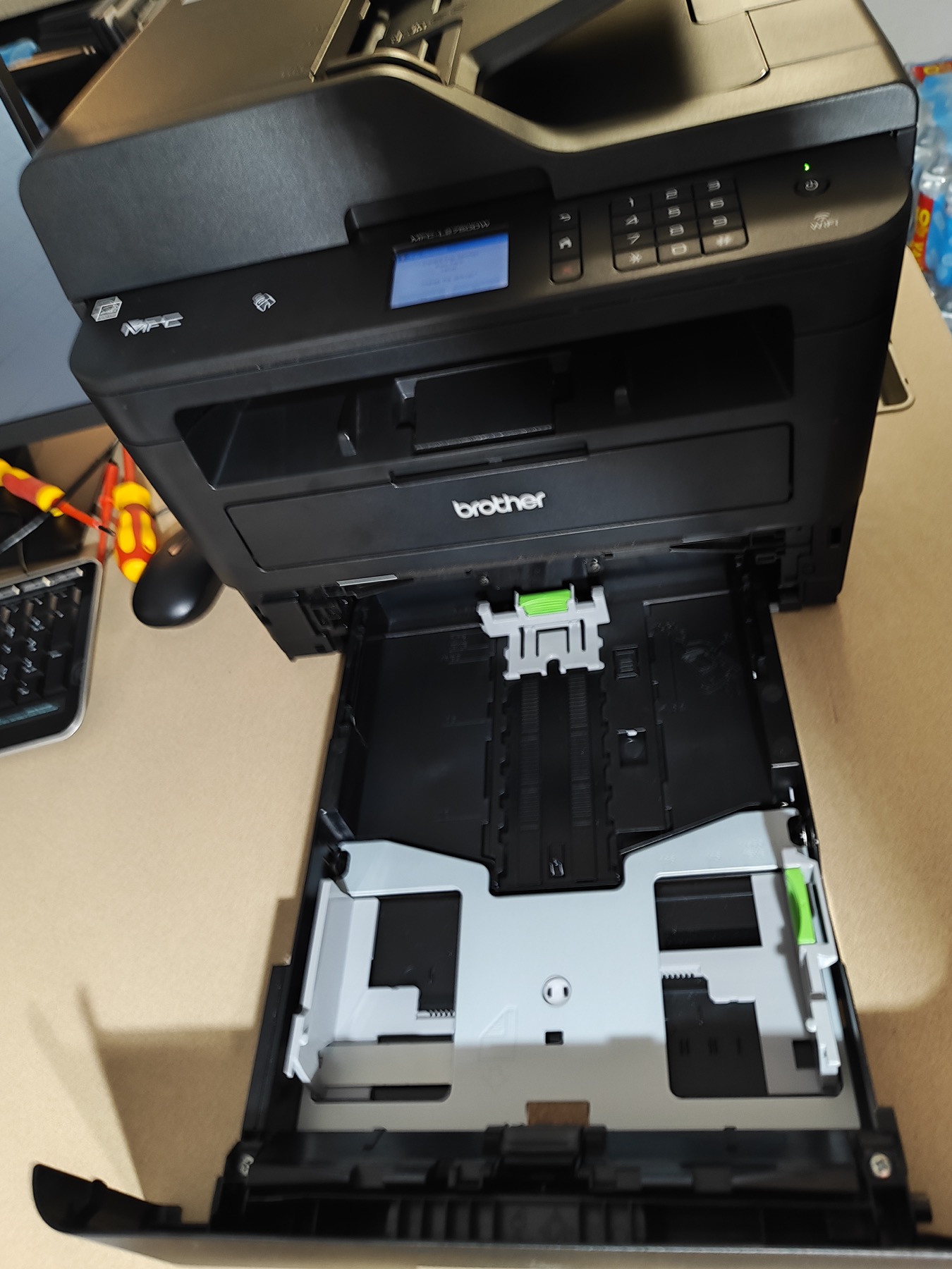 Brother MFC-L2750DW Kit photo 13