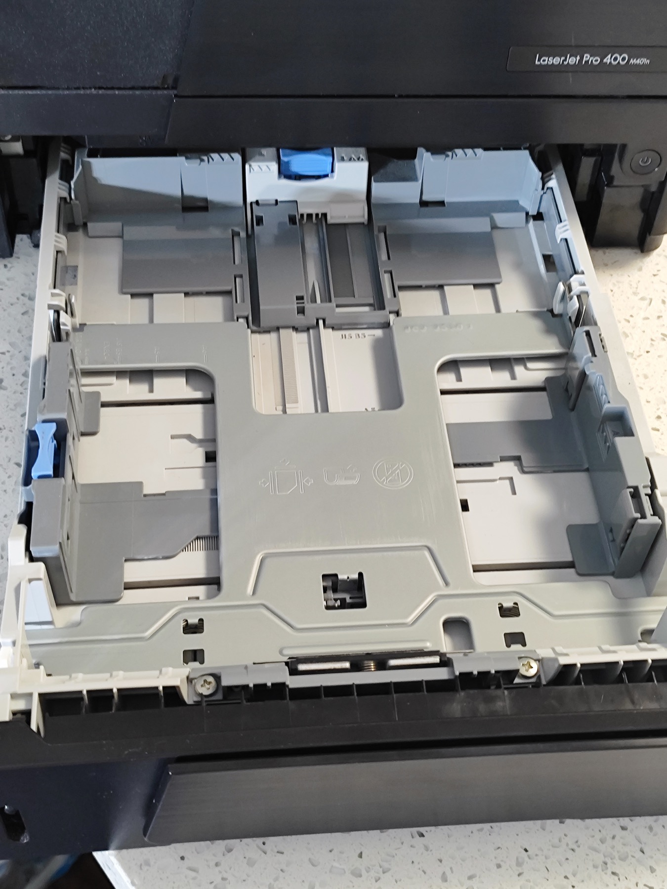 HP LaserJet Pro 400 M401n photo 12