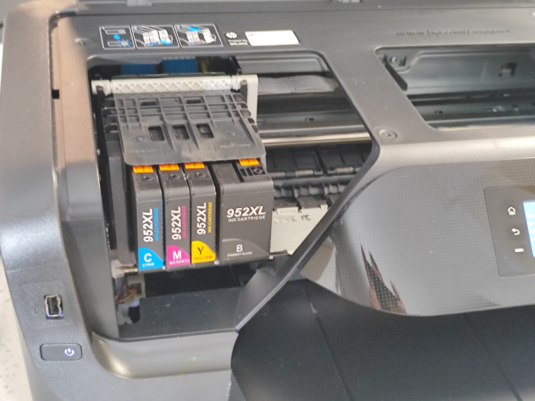 HP OfficeJet Pro 8210 photo 4