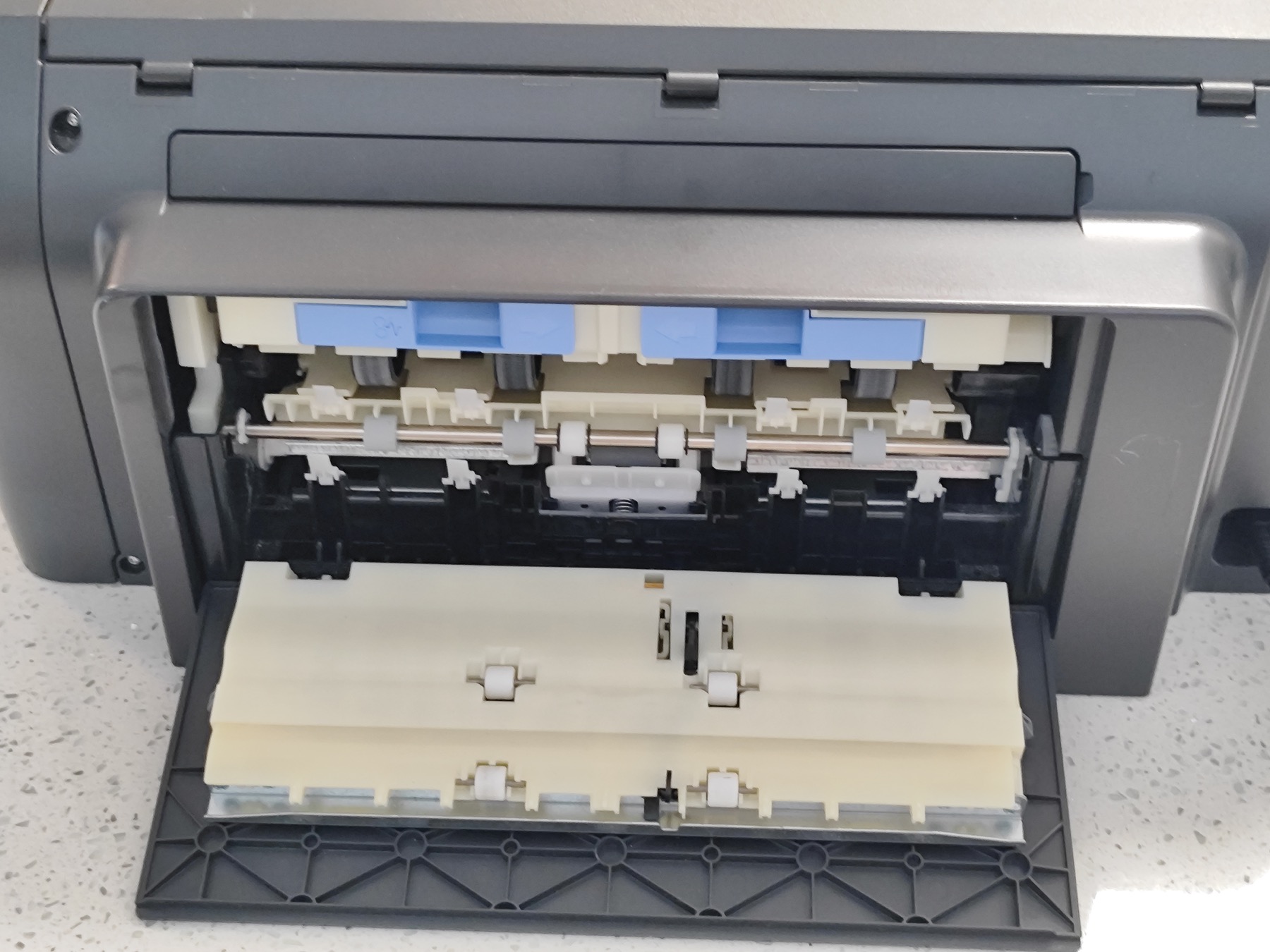 HP OfficeJet Pro 8210 photo 7